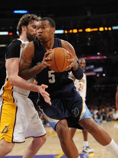 世锦赛男子1500米自由泳预赛：费立纬15分05秒24