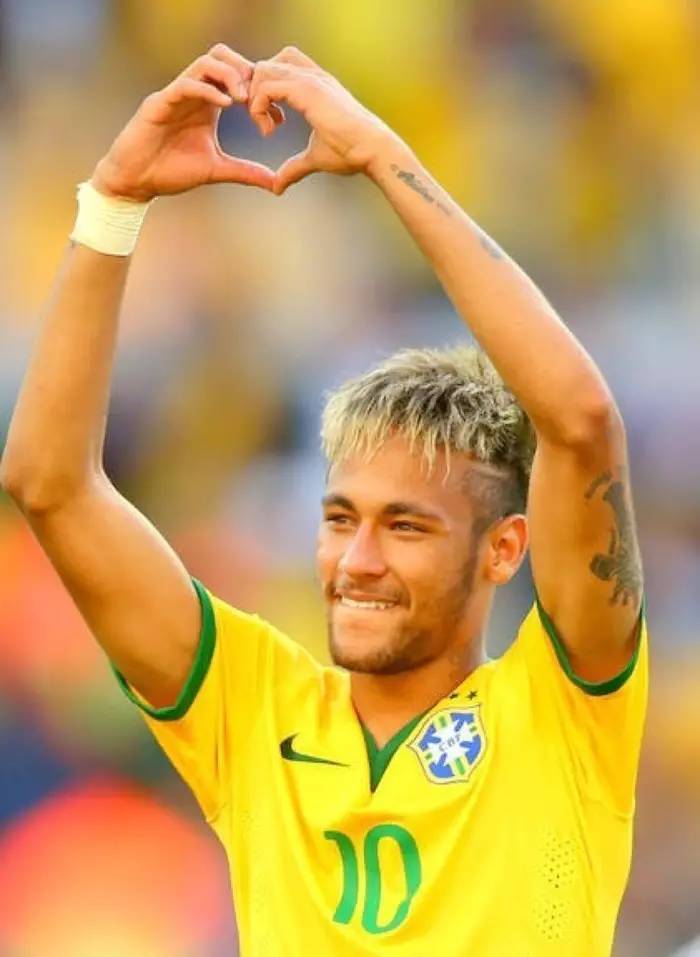 队背后的主 队背后的主