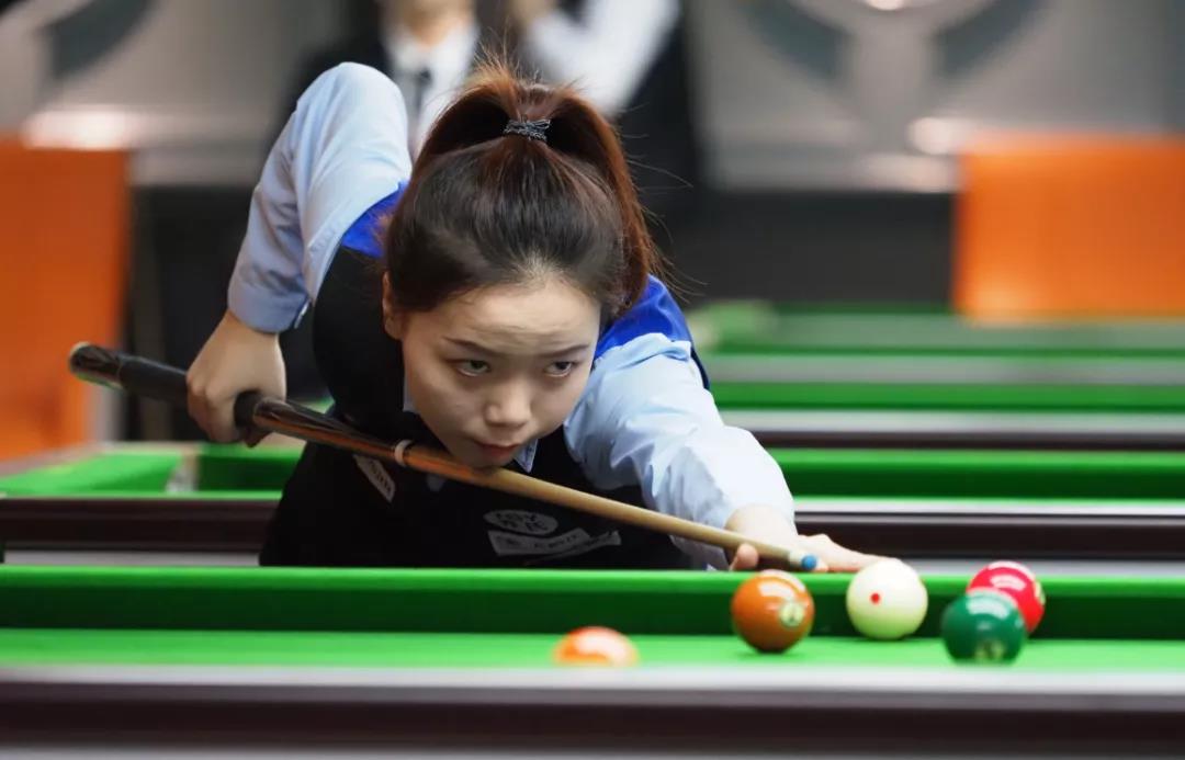 球俱樂部 球俱樂部