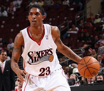 年轻球员崭 年轻球员崭