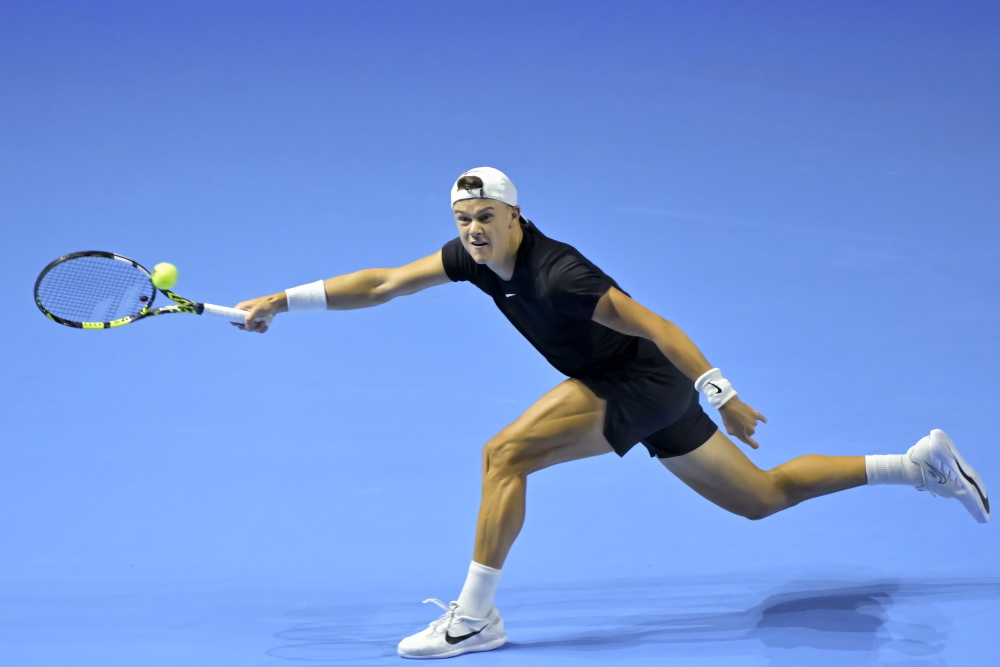 在他领导下 在他领导下