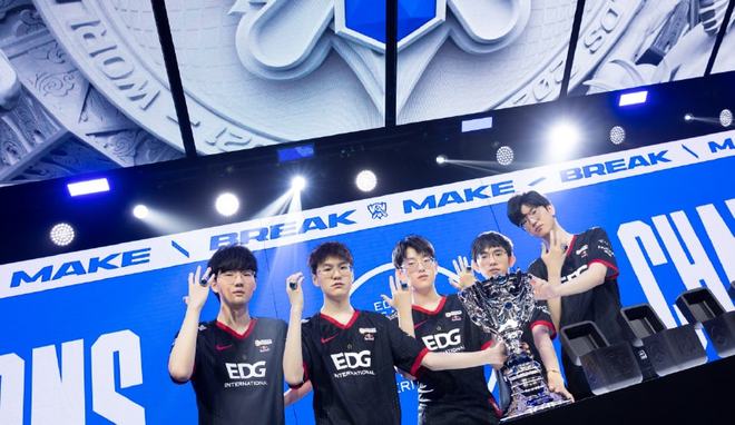 中路卡位抢 中路卡位抢